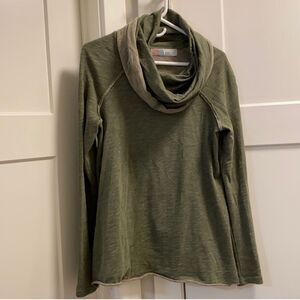 Free People Beach Sweater pullover lightweight Oversized Womens small